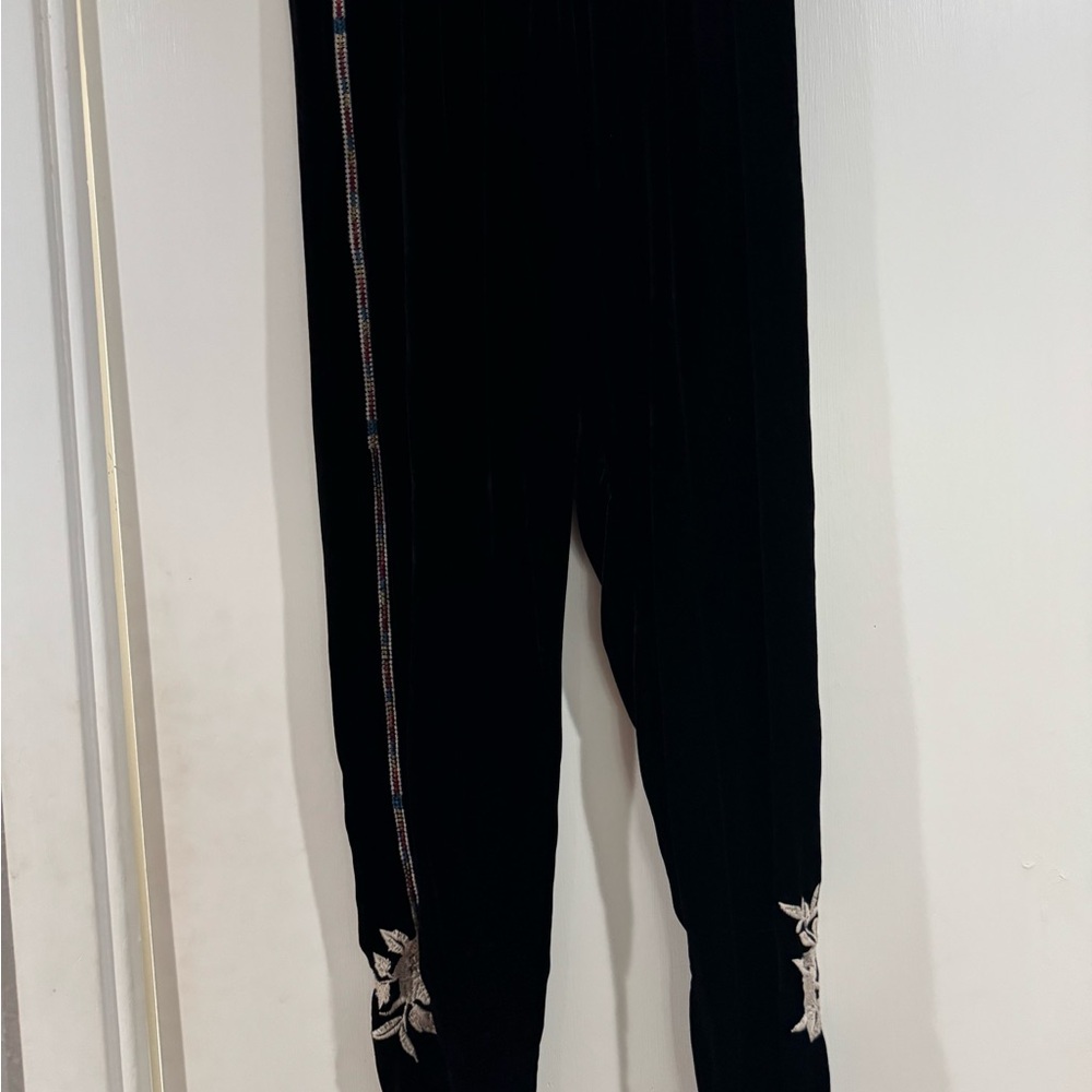 Johnny Was Velvet Joggers with Cream Embroidery